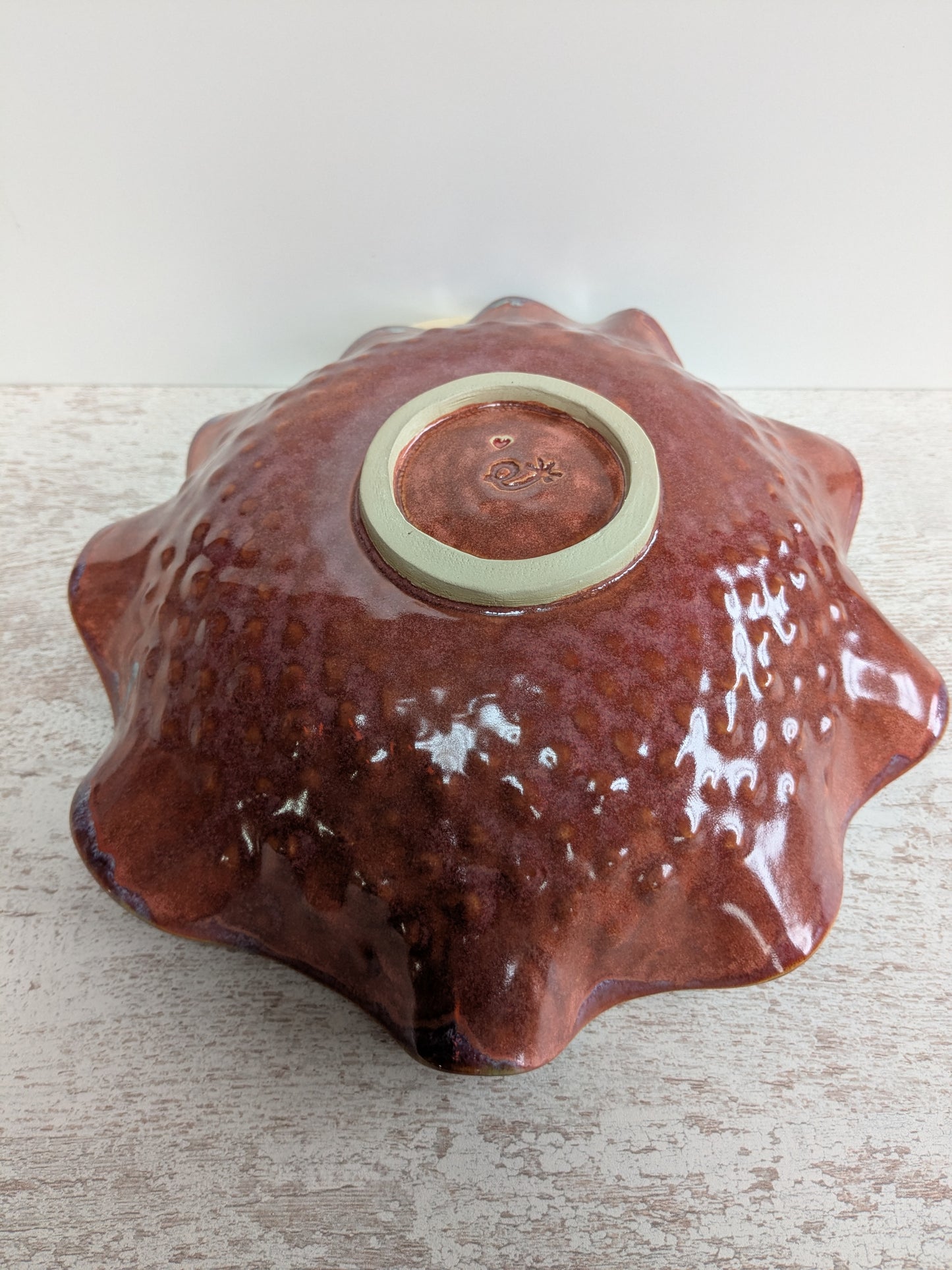 Grote Terracotta schaal met blauwe accenten